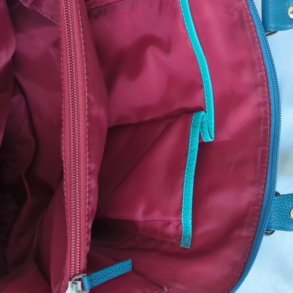 Sukriti Kolkata Hand painted Handbag - Picture 15 of 16